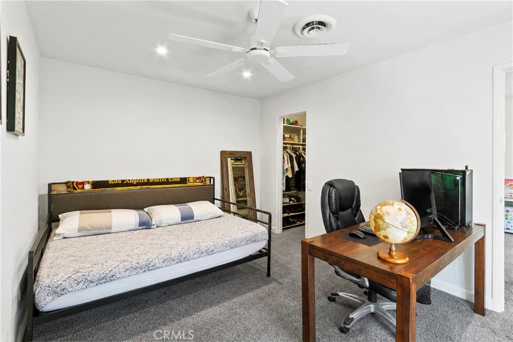 Home at 158 Marywood, Claremont — photo 12 of 12