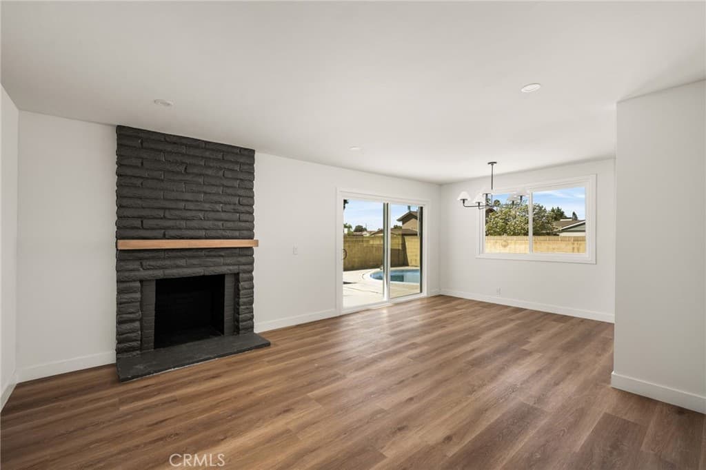 Home at 5724 N Galanto, Azusa — photo 5 of 12