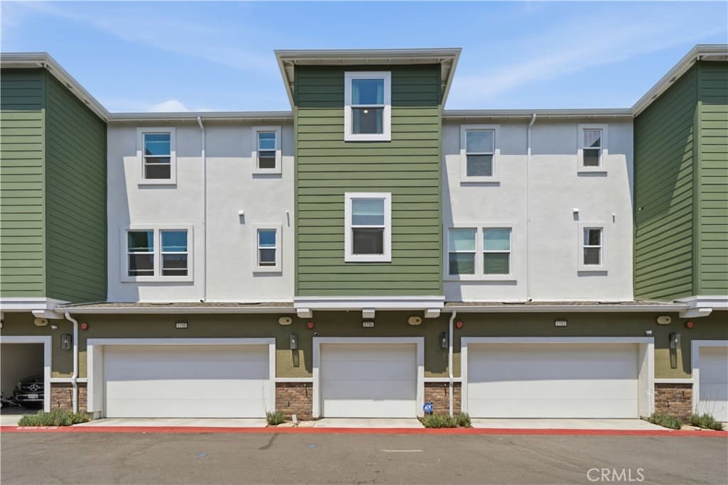 Townhouse at 1756 Cayton Loop, West Covina — photo 1 of 12