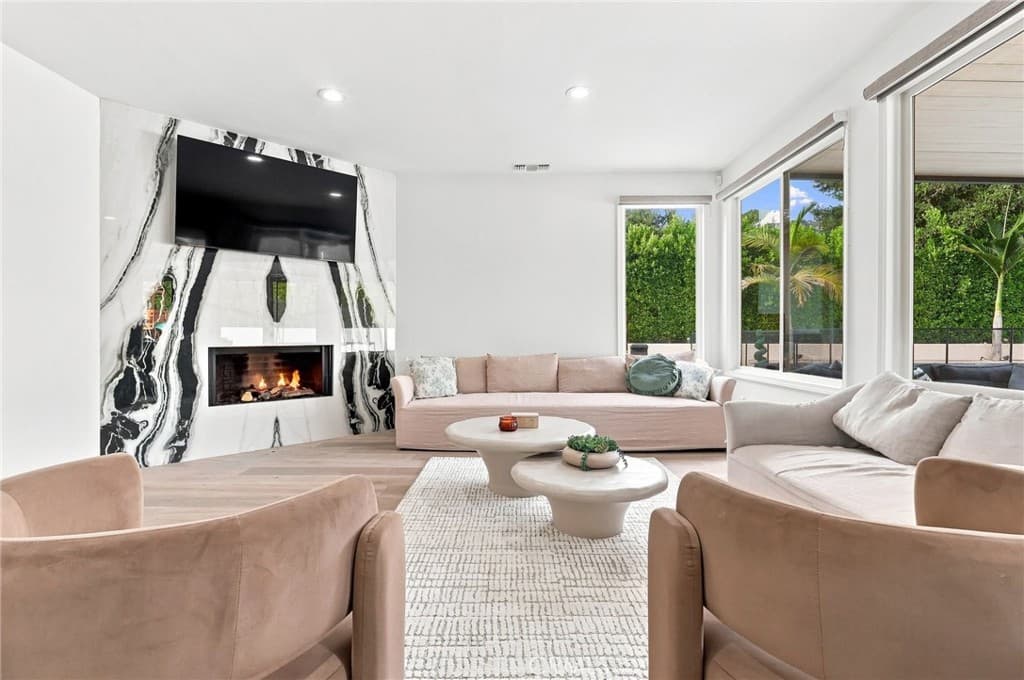 Home at 124 Grand Oaks, Glendora — photo 3 of 12