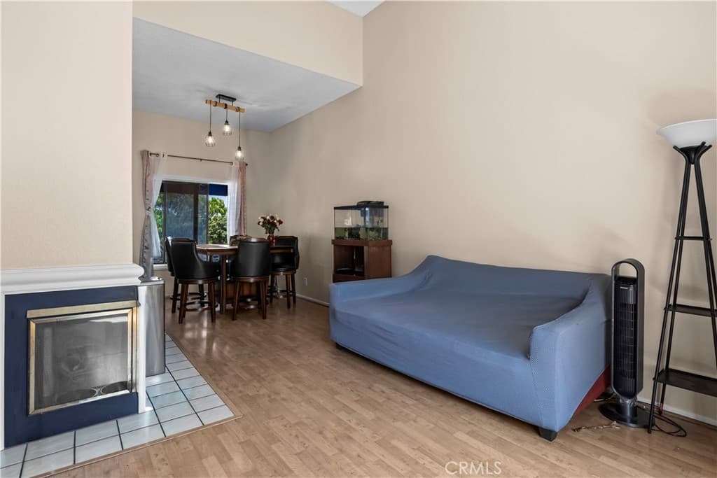 Condo at 622 Park Shadow Court, Baldwin Park — photo 6 of 12