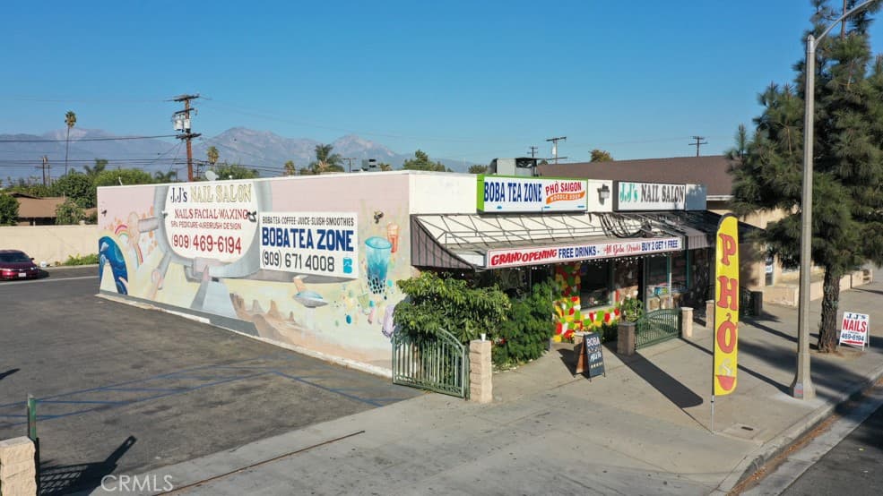 Commercial at 961 E Mission, Pomona — photo 1 of 12