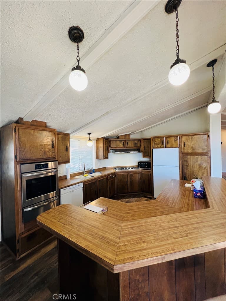 Home at 1601 S Garey 120, Pomona — photo 8 of 12