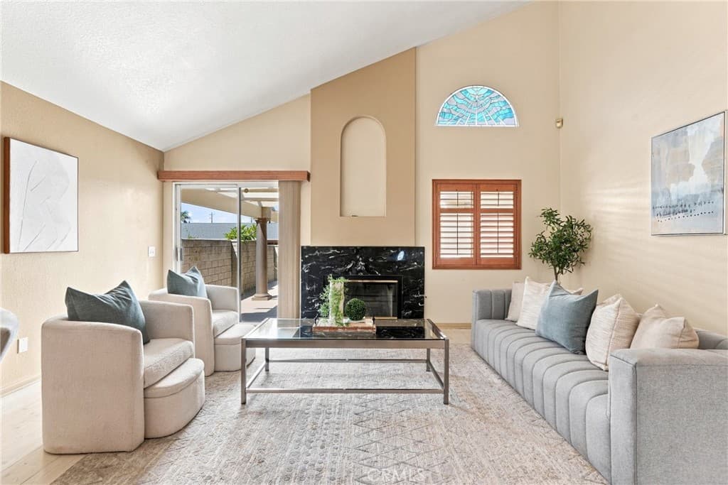 Home at 1819 S Lark Ellen, West Covina — photo 10 of 12