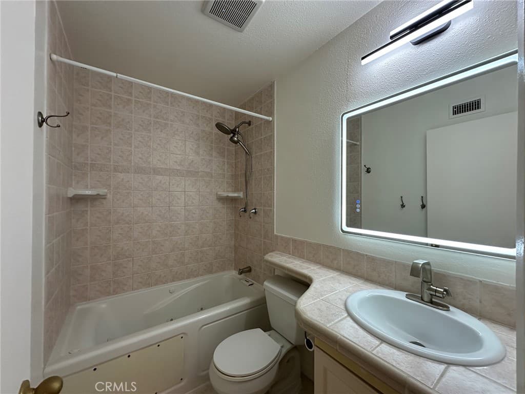 Townhouse at 1436 Forest Glen Drive 35, Hacienda Heights — photo 11 of 12