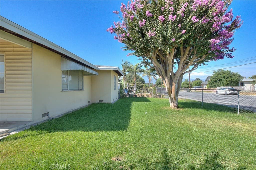 Home at 11161 Basye, El Monte — photo 4 of 12
