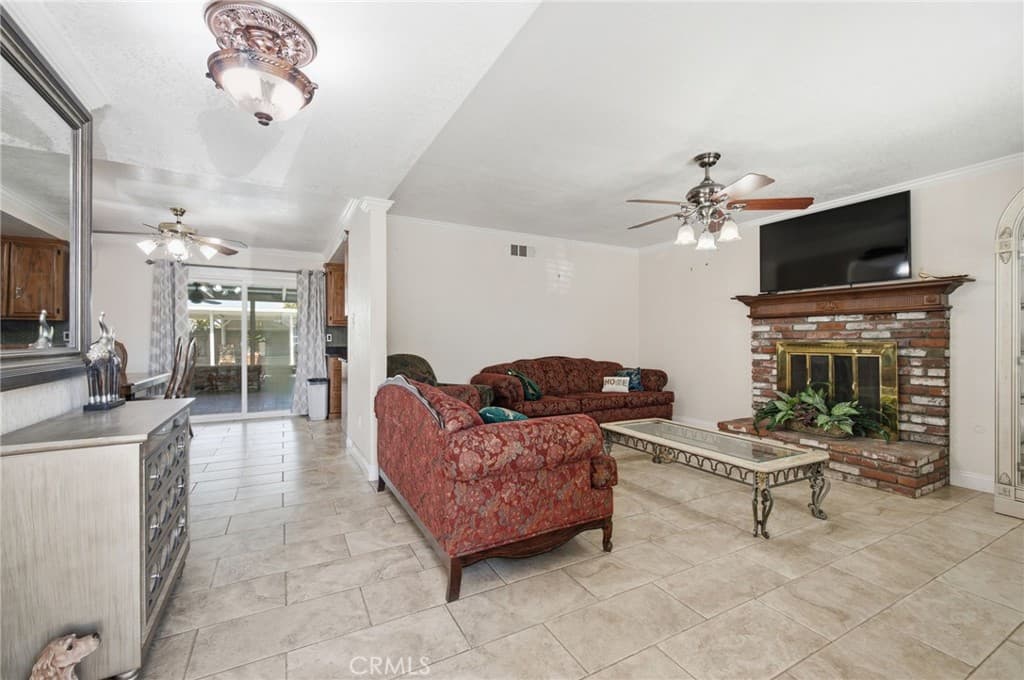 Home at 345 Pamela Kay, La Puente — photo 6 of 12