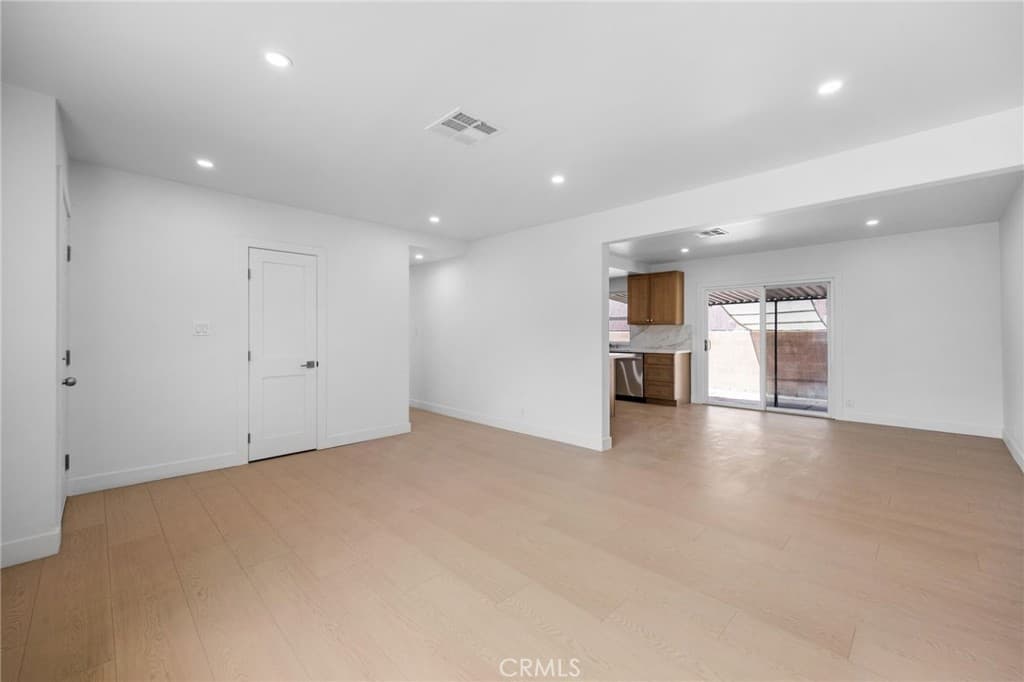 Home at 11637 Ranchito, El Monte — photo 7 of 12