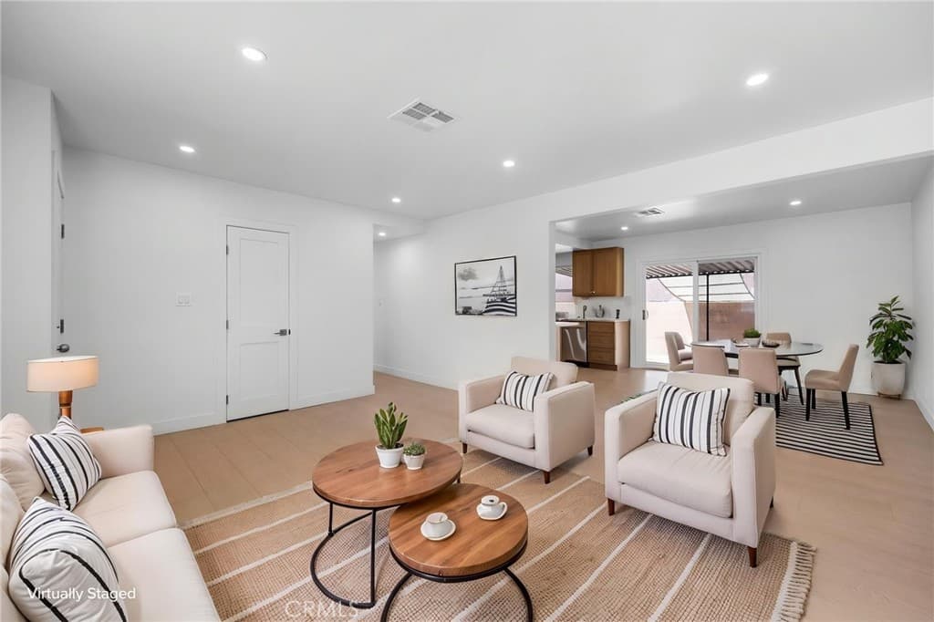 Home at 11637 Ranchito, El Monte — photo 8 of 12