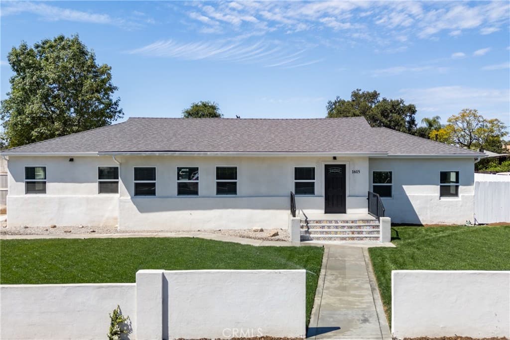 Home at 1615 Eastford, Duarte — photo 1 of 12