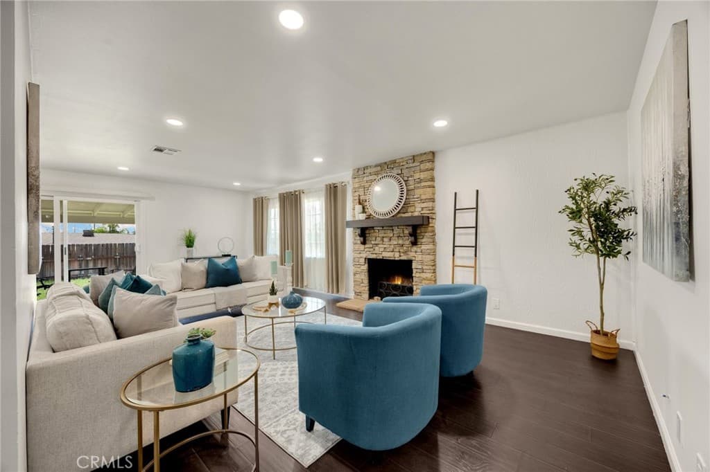 Home at 19638 E Groverdale, Covina — photo 3 of 12