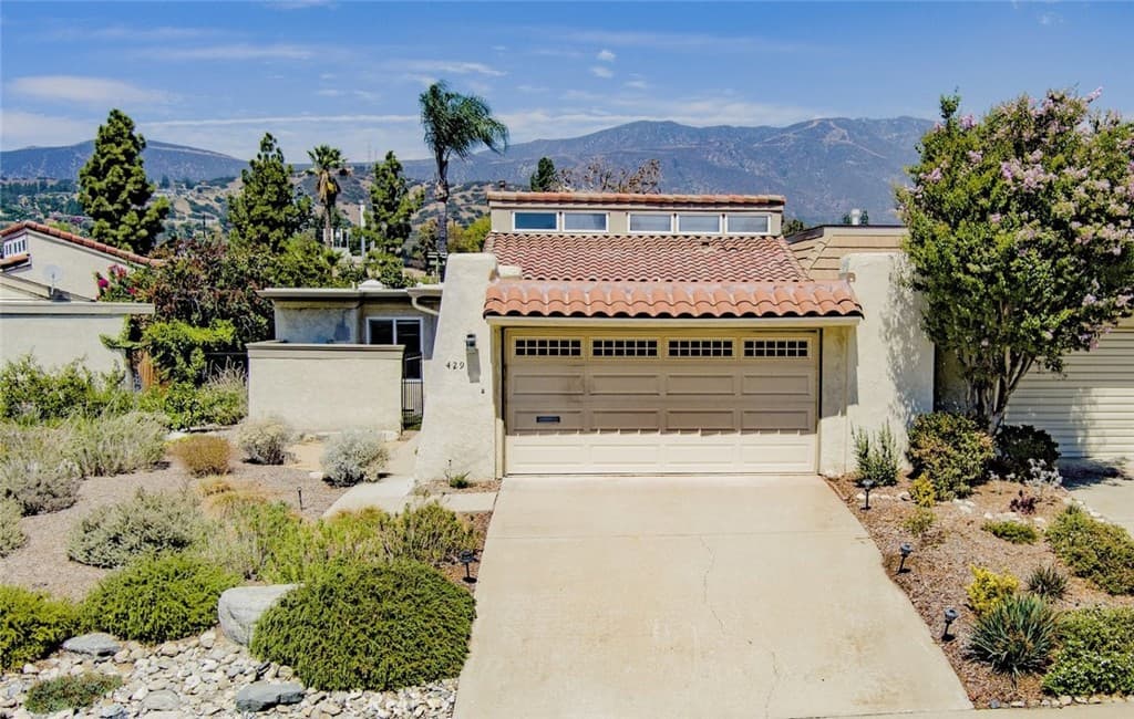 Home at 429 Champlain, Claremont — photo 1 of 12
