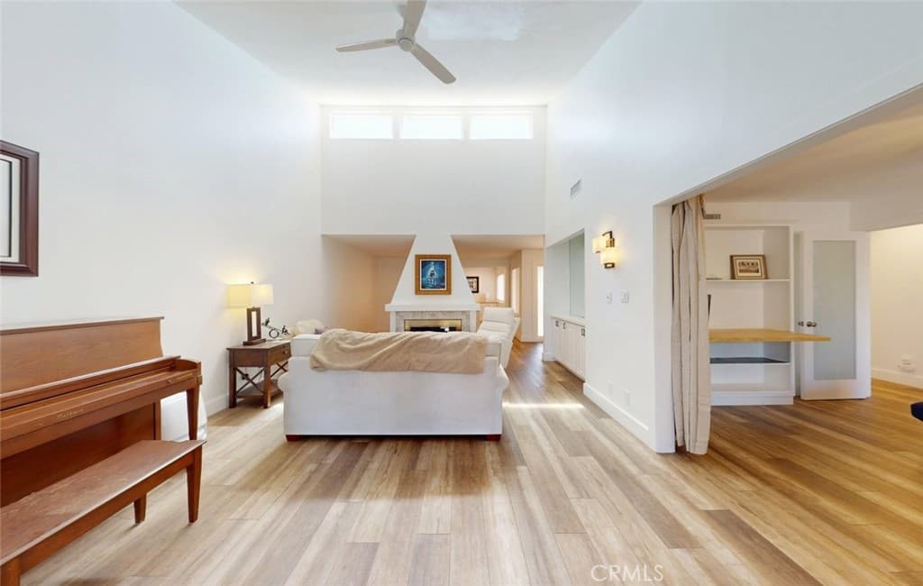 Home at 429 Champlain, Claremont — photo 6 of 12