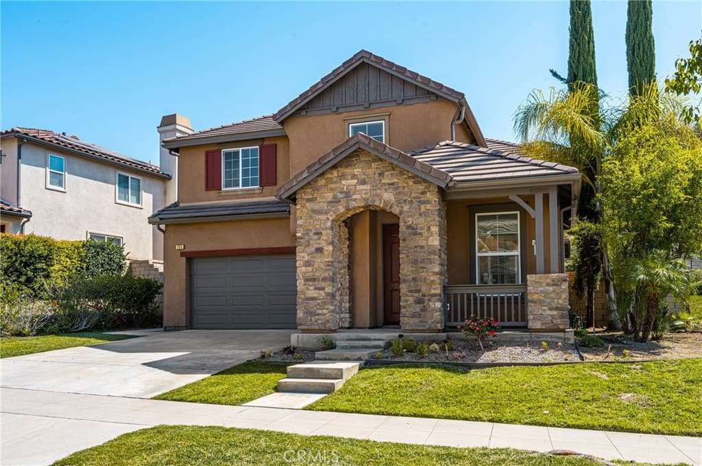Home at 705 E Lemon Swirl, Azusa — photo 2 of 12