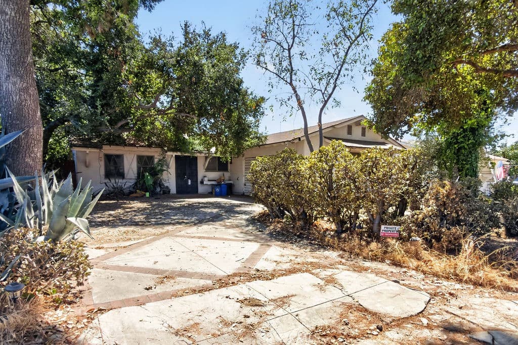 Home at 1116 Essex, Glendora — photo 1 of 12