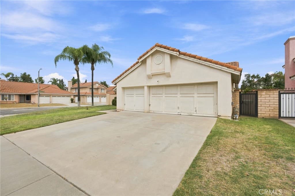 Home at 2127 E Bellbrook, Covina — photo 4 of 12