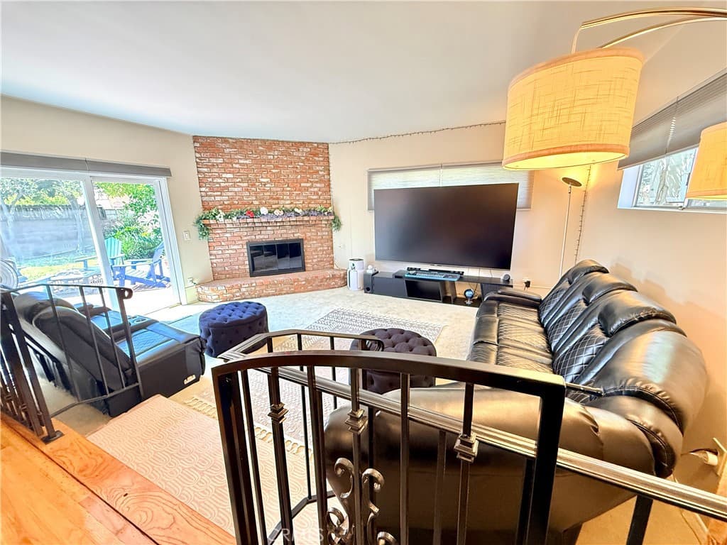 Home at 243 E Harrison, Pomona — photo 9 of 12