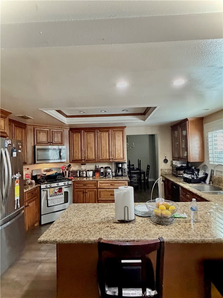 Home at 1023 Fountain Springs, Glendora — photo 4 of 10