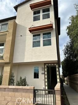 Townhouse at 686 Limoncello Lane, Covina — photo 1 of 12