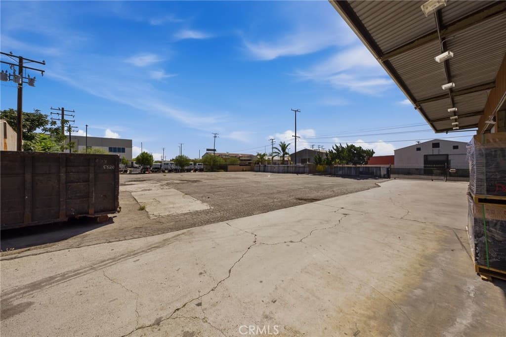 Commercial at 1084 E 1st, Pomona — photo 12 of 12
