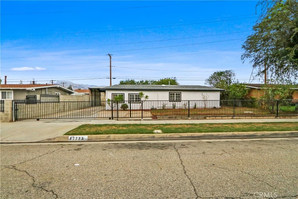Home at 17735 E Newburgh, Azusa — photo 3 of 12