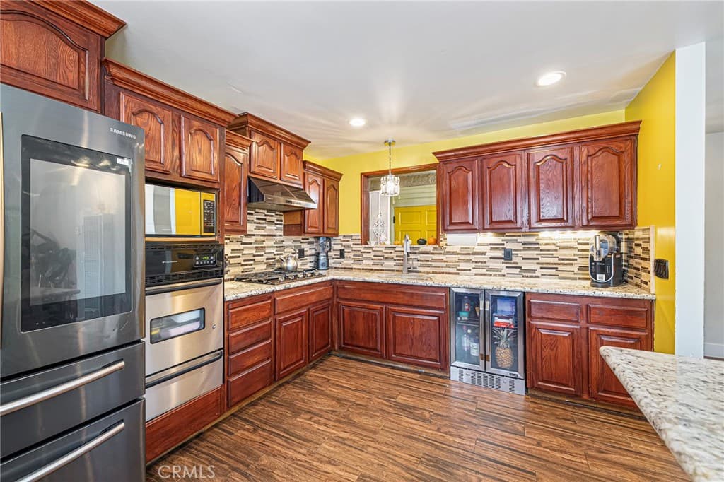 Home at 656 Sandy Hook, La Puente — photo 6 of 12