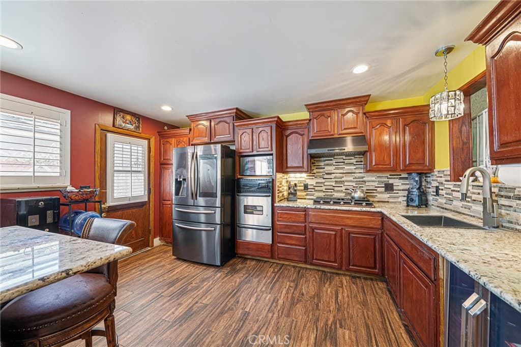 Home at 656 Sandy Hook, La Puente — photo 7 of 12