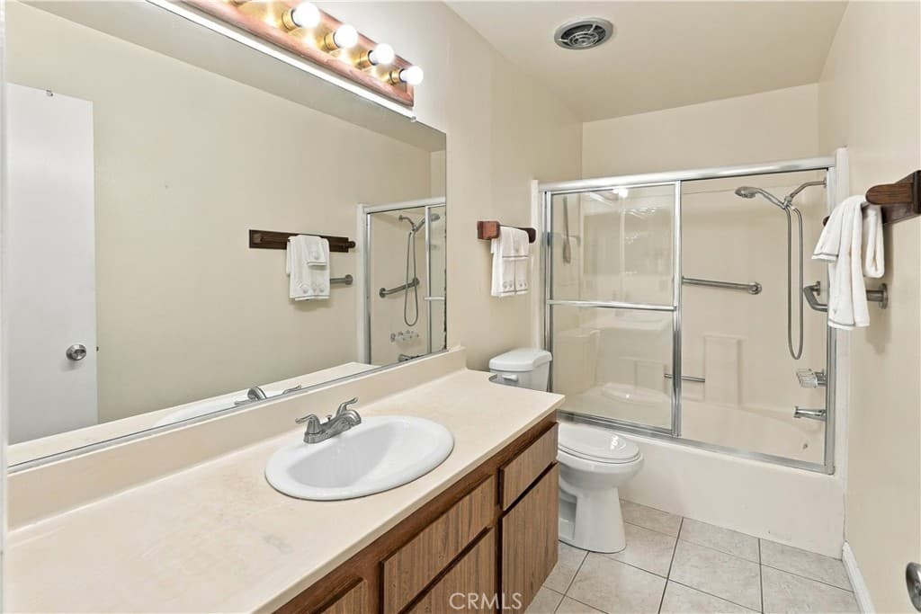 Multi-Family at 1116 Calle Malaga, Duarte — photo 12 of 12