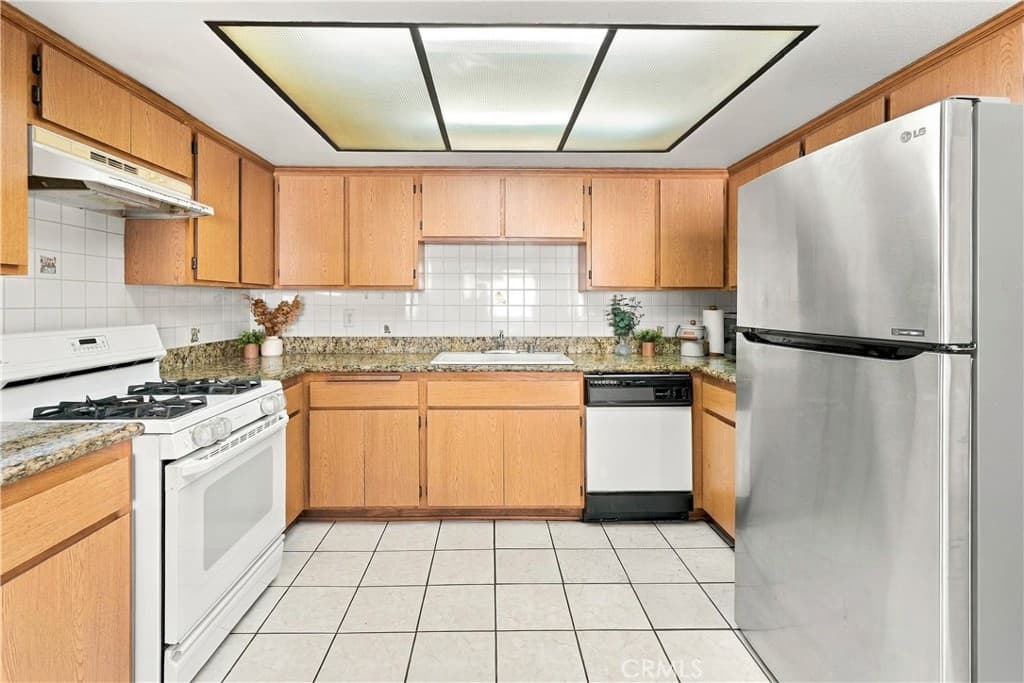 Multi-Family at 1116 Calle Malaga, Duarte — photo 6 of 12