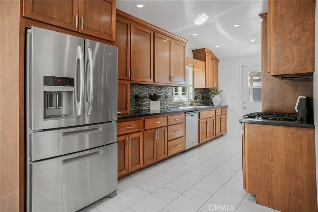 Home at 12612 Redstone, El Monte — photo 6 of 12