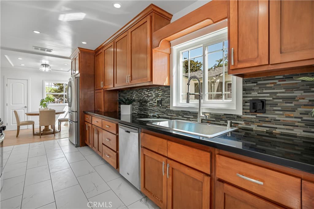 Home at 12612 Redstone, El Monte — photo 7 of 12