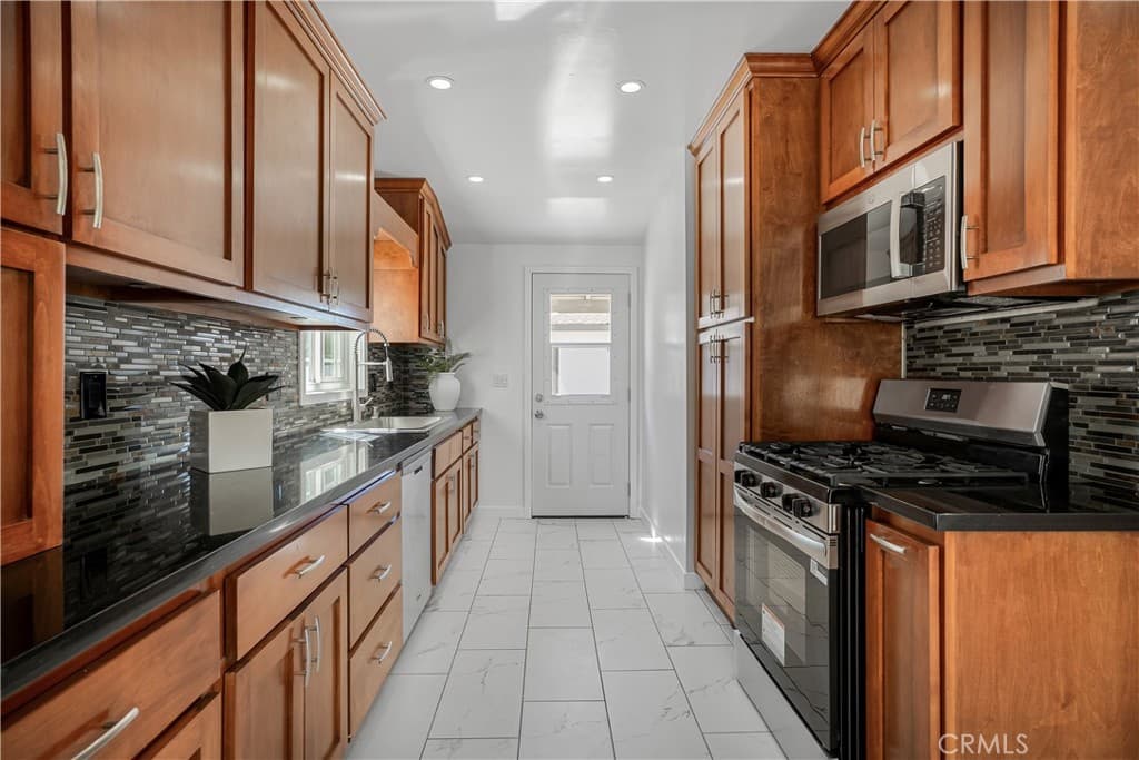 Home at 12612 Redstone, El Monte — photo 9 of 12