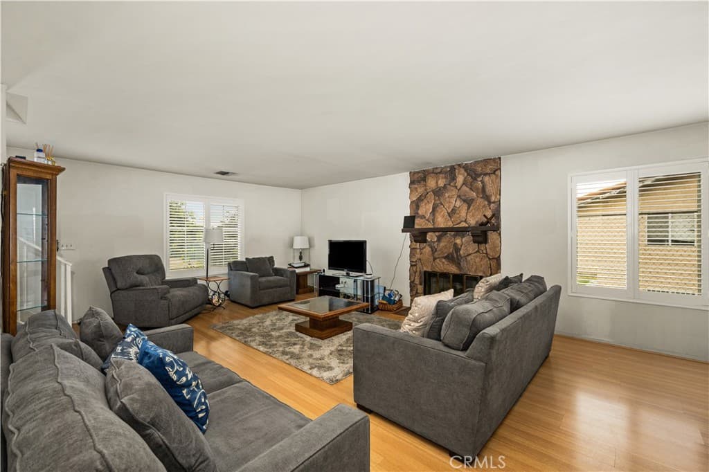 Home at 402 Greendale Drive, La Puente — photo 7 of 12