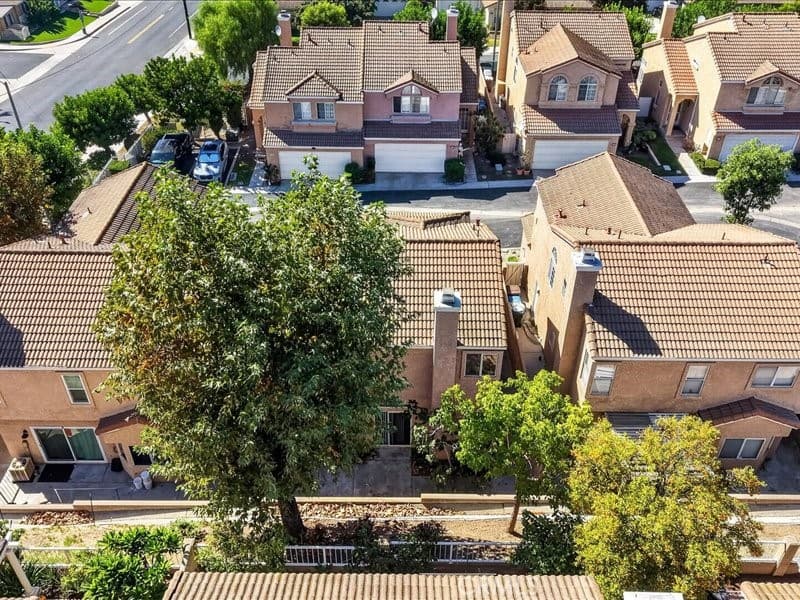 Townhouse at 104 Cimarron, La Puente — photo 3 of 12