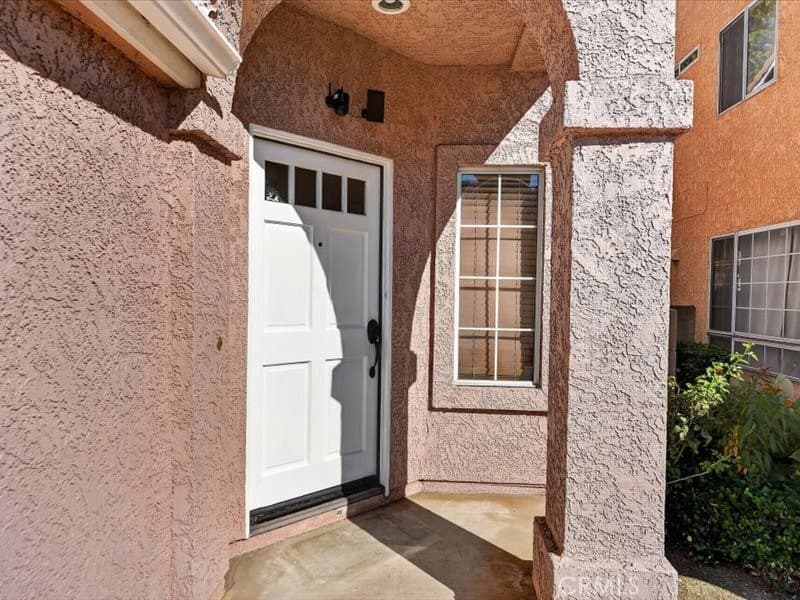 Townhouse at 104 Cimarron, La Puente — photo 6 of 12