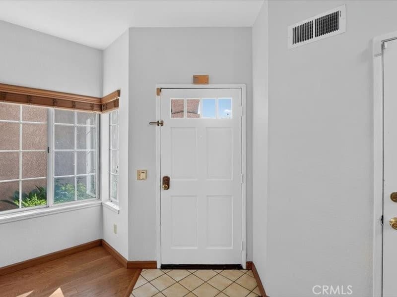 Townhouse at 104 Cimarron, La Puente — photo 7 of 12