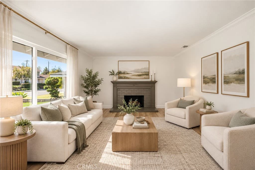 Home at 925 Eastglen, La Verne — photo 8 of 12