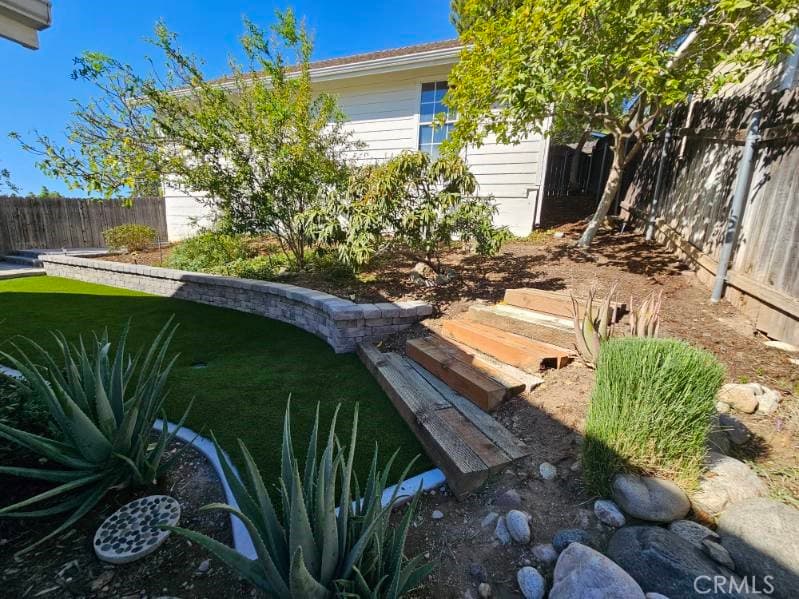 Home at 601 N Monte Vista, San Dimas — photo 6 of 12