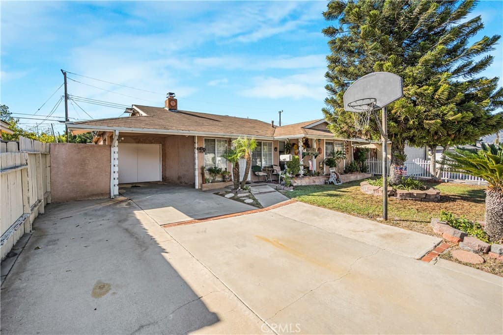 Home at 4825 Cutler, Baldwin Park — photo 6 of 12