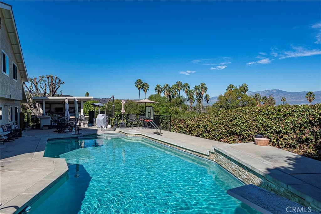 Home at 2308 Sarandi Grande Drive, Hacienda Heights — photo 4 of 12