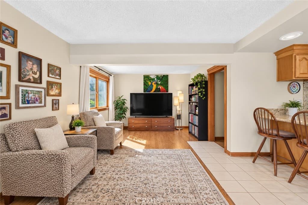 Home at 2308 Sarandi Grande Drive, Hacienda Heights — photo 6 of 12
