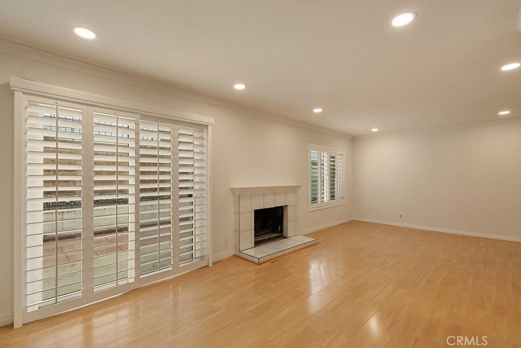 Condo at 555 S Azusa Avenue 52, Azusa — photo 12 of 12