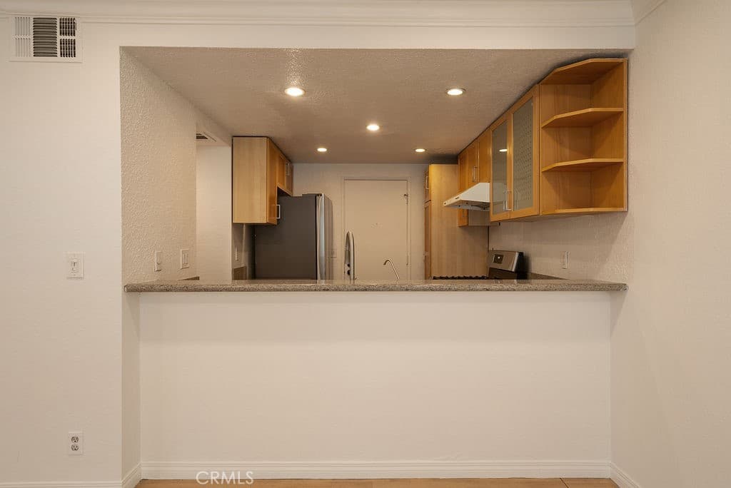 Condo at 555 S Azusa Avenue 52, Azusa — photo 7 of 12