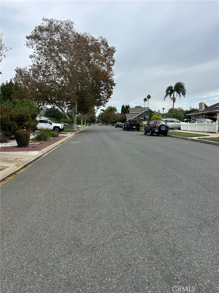 Home at 617 E Carroll, Glendora — photo 2 of 12