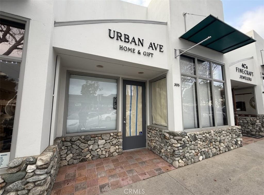 Home at 350 N Yale, Claremont — photo 1 of 2