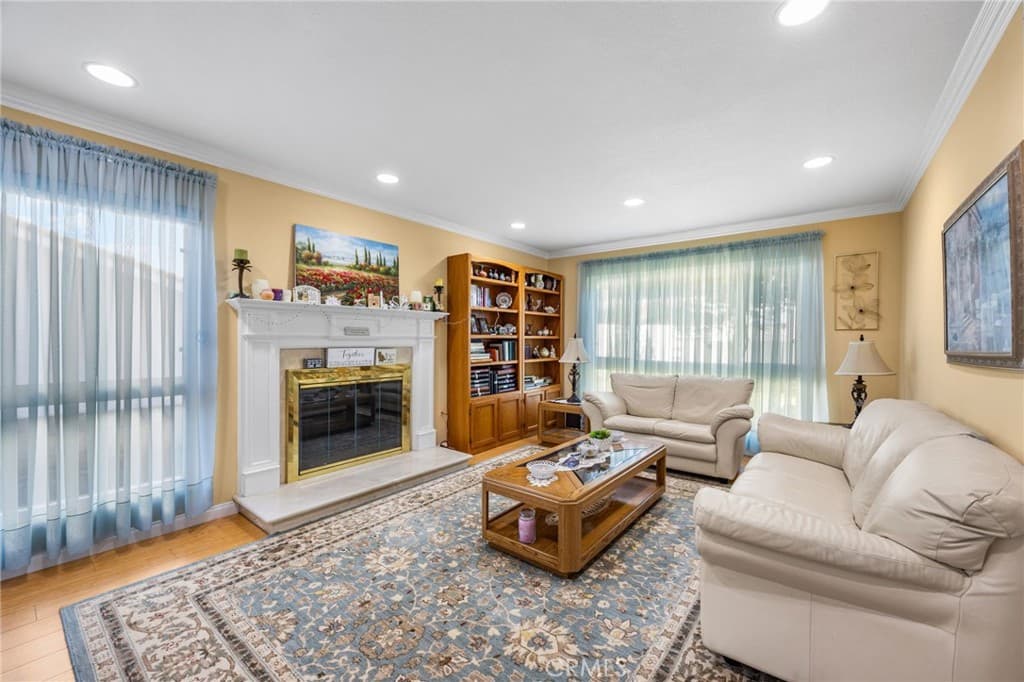Home at 340 Ballena, Diamond Bar — photo 4 of 12