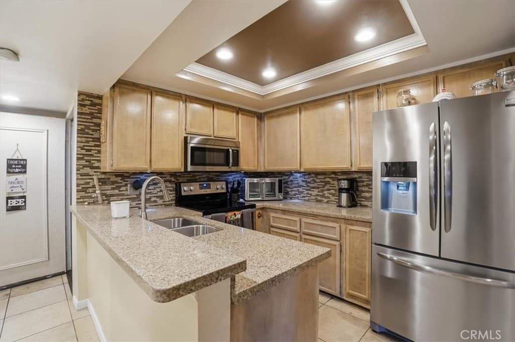 Condo at 300 S Prospectors Road 29, Diamond Bar — photo 9 of 12