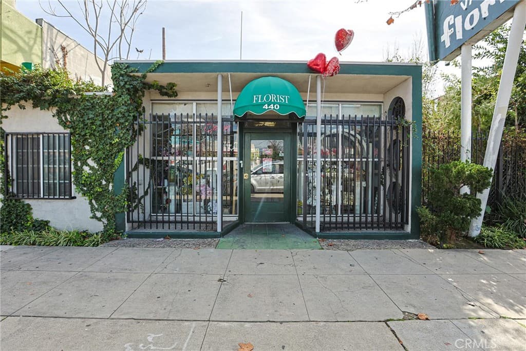 Commercial at 440 W Holt, Pomona — photo 1 of 9
