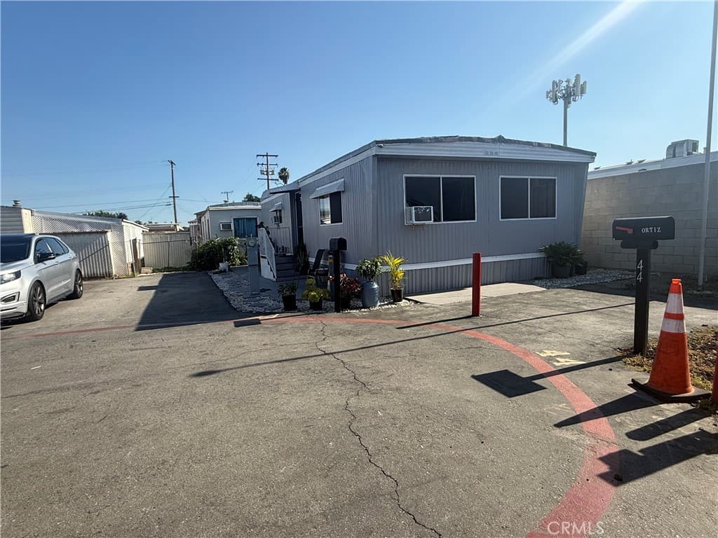 Home at 1517 Merced 43, El Monte — photo 2 of 8