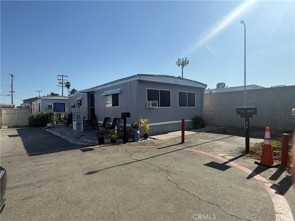 Home at 1517 Merced 43, El Monte — photo 3 of 8